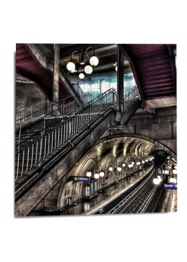 "Cité up and down"