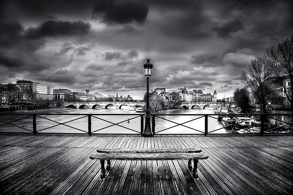 "Le pont dans la tourmente"