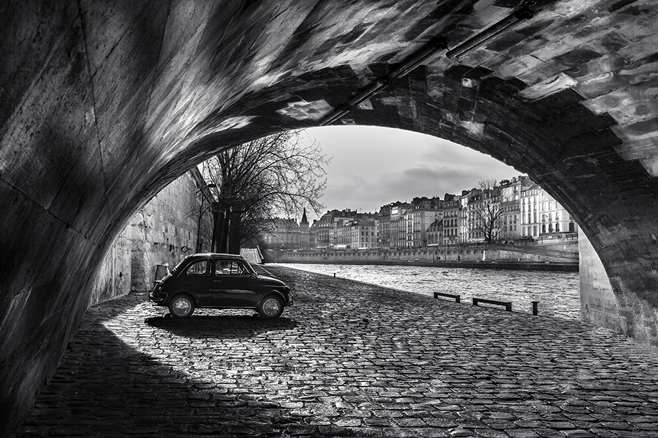 "Le pont dans la tourmente"