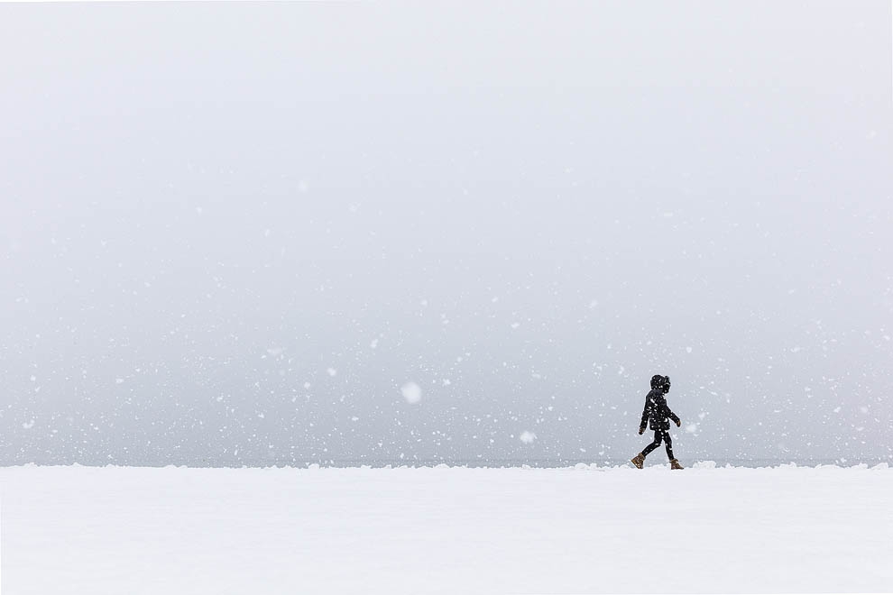 "Snow storm black"