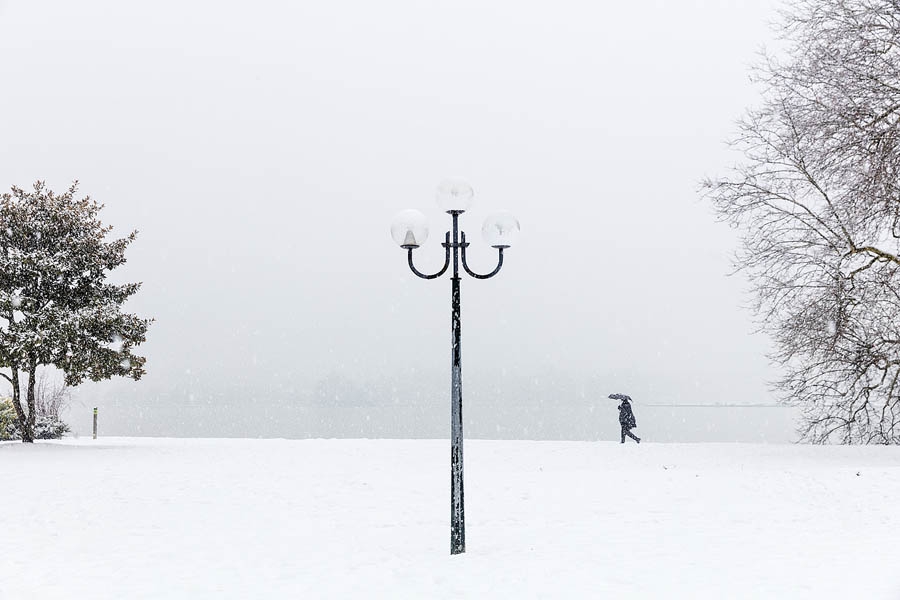 "Lampadaire et parapluie"