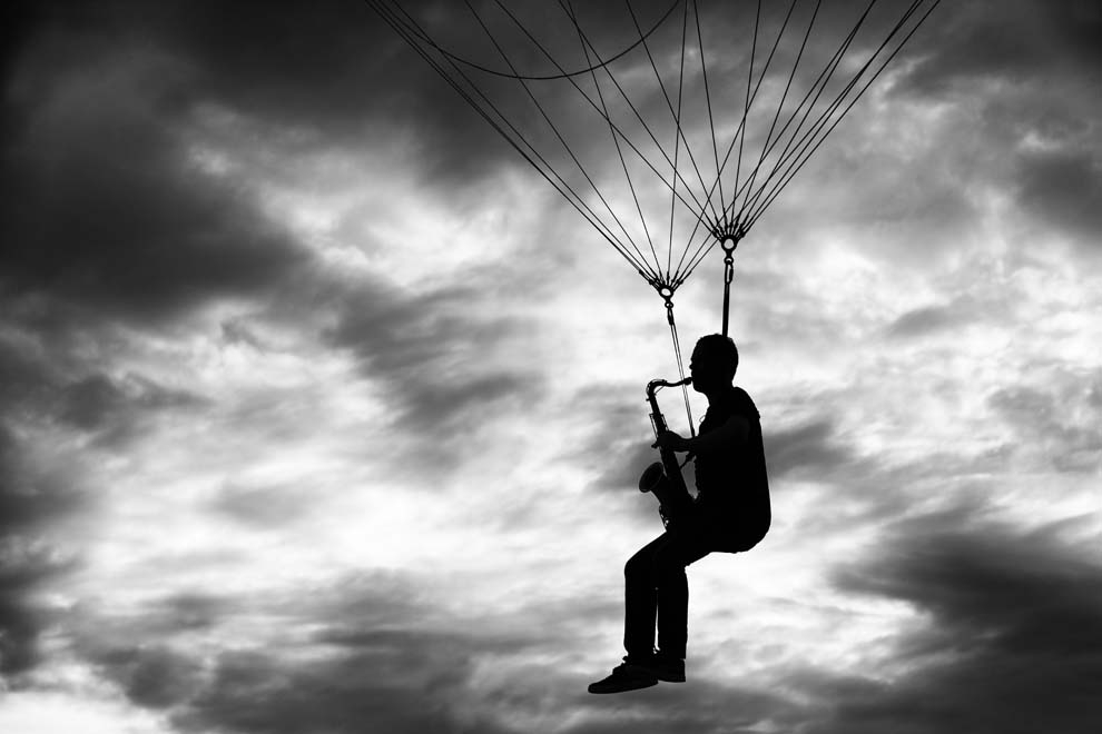 "Le musicien dans les nuages"